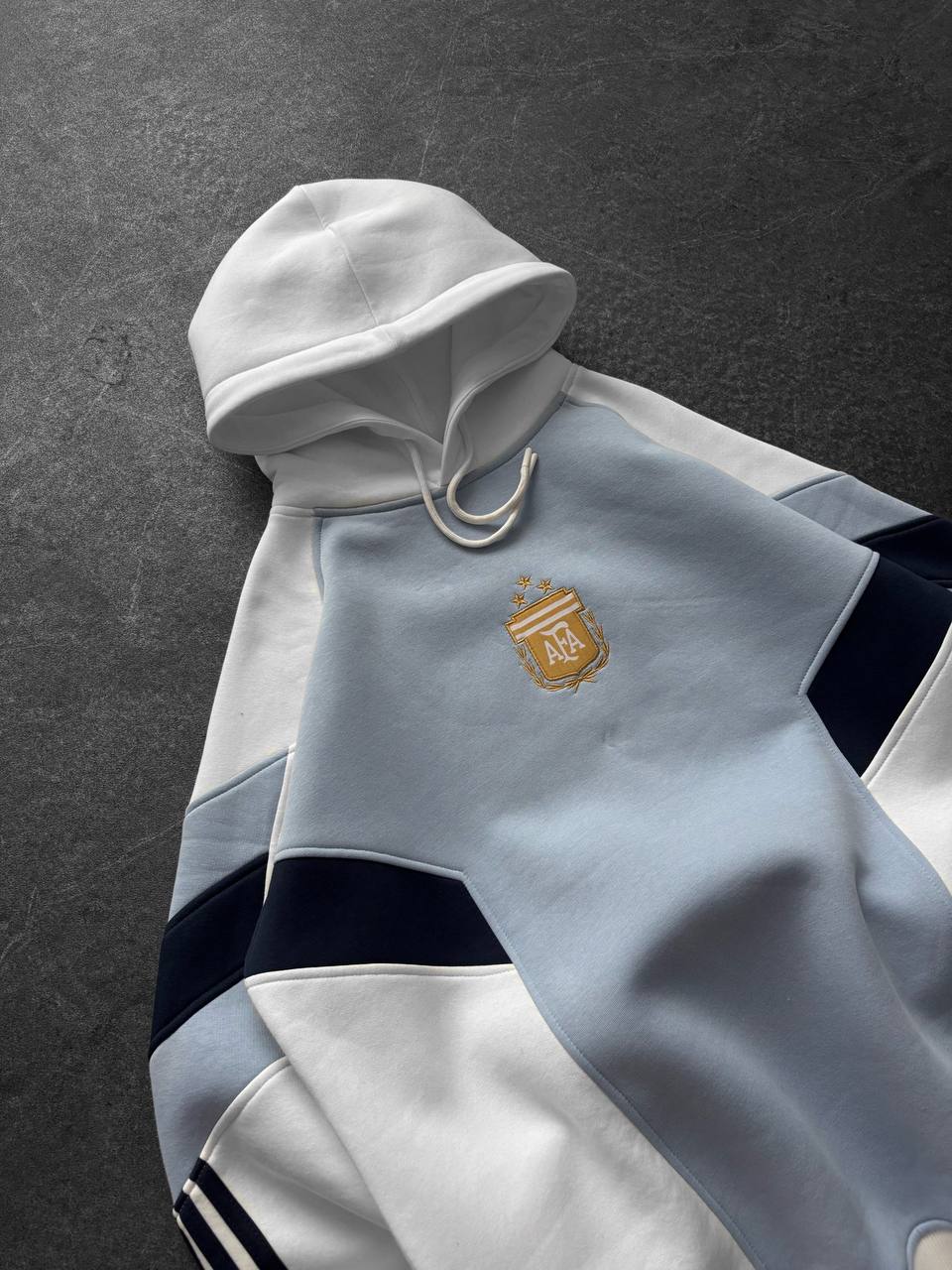 Ice Grey Crest Heritage